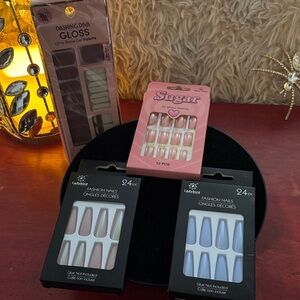 Dashing Diva Gloss Ultra Shine Gel Palette - Pink and Purple